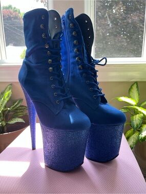 Pleaser Flamingo Blue Suede Boots w/ Blue Glitter Base size 9
